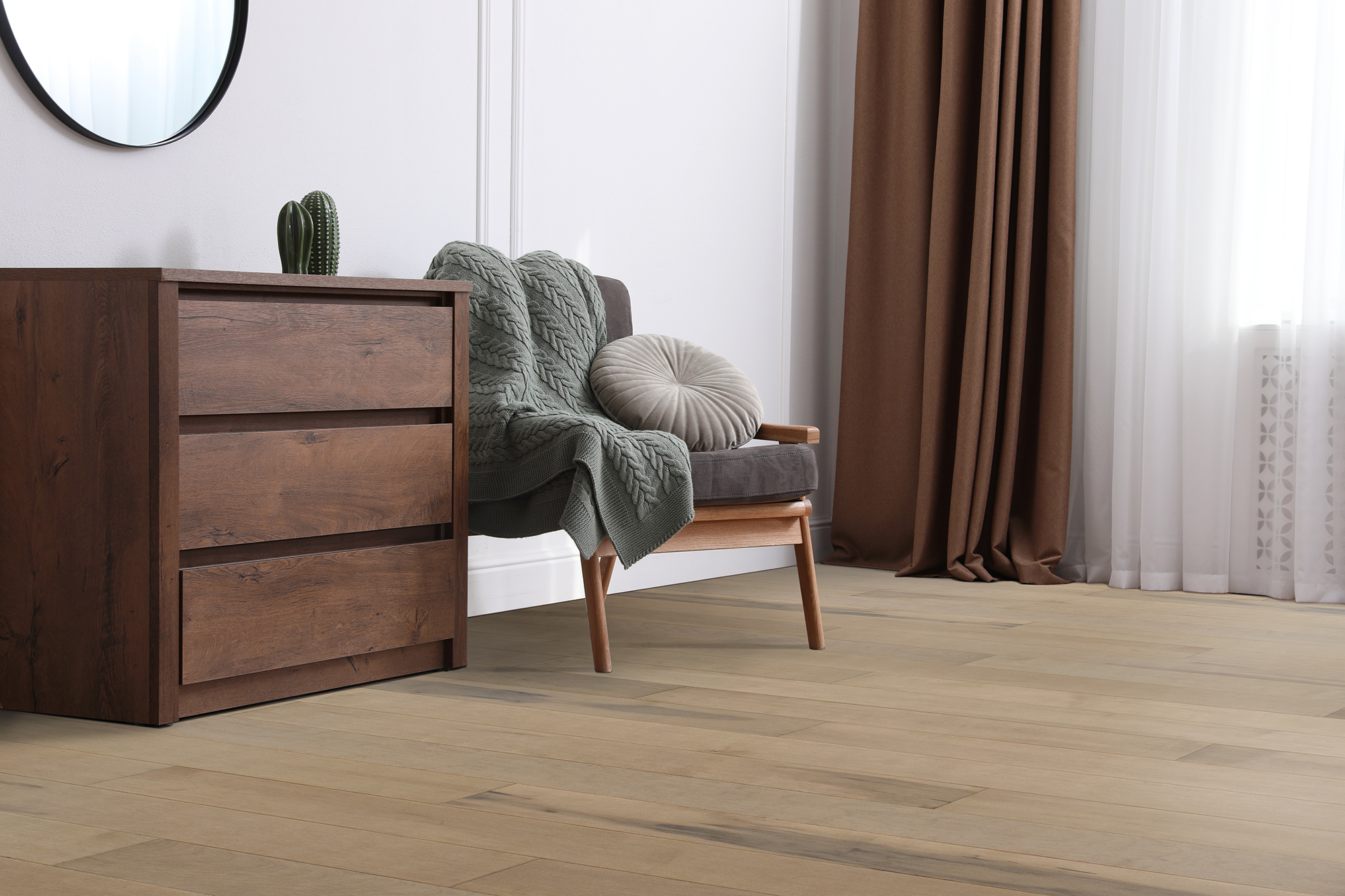 Evasion flooring in a room