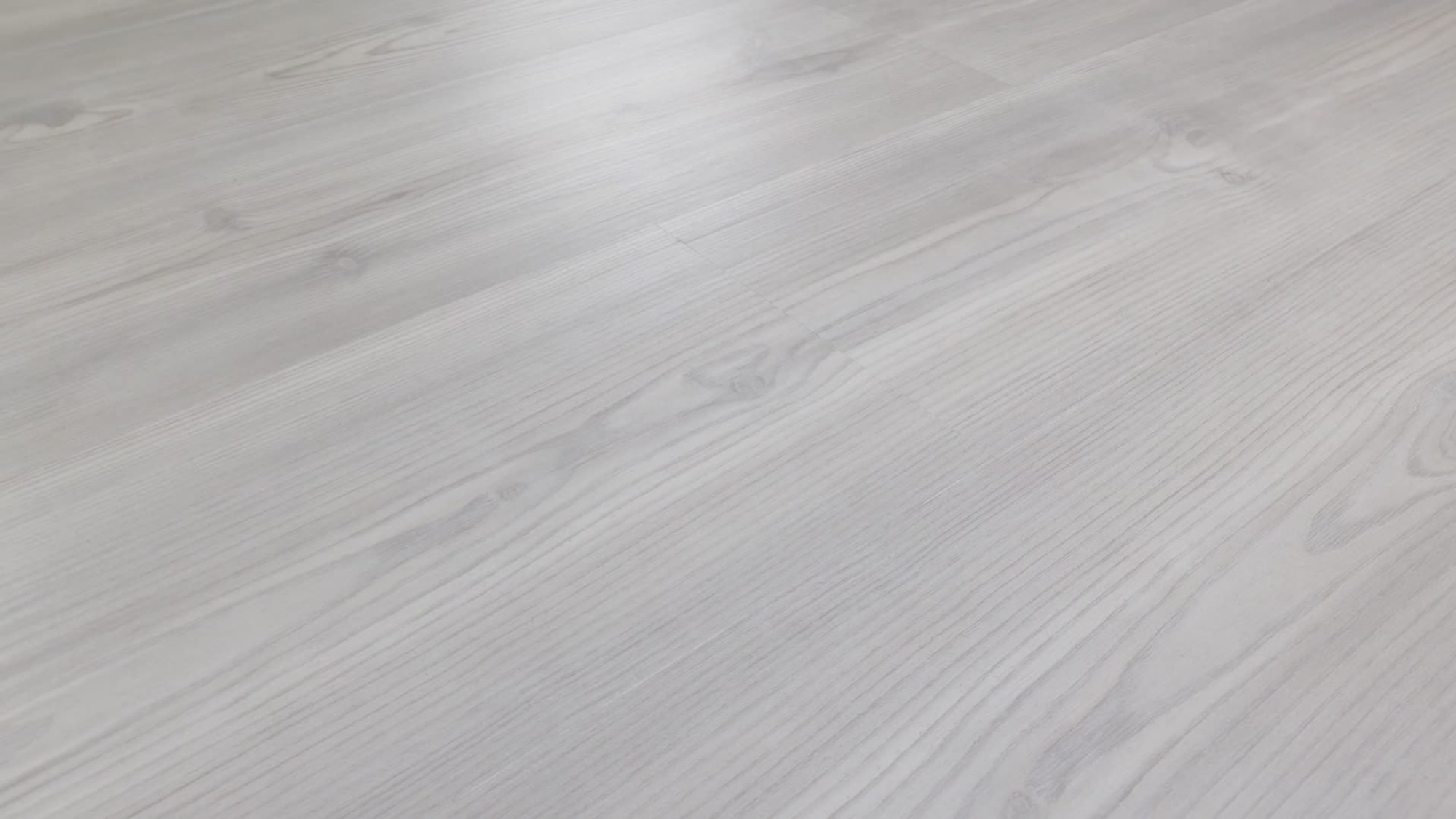 Clean Pine, the manufacturer's 360 video