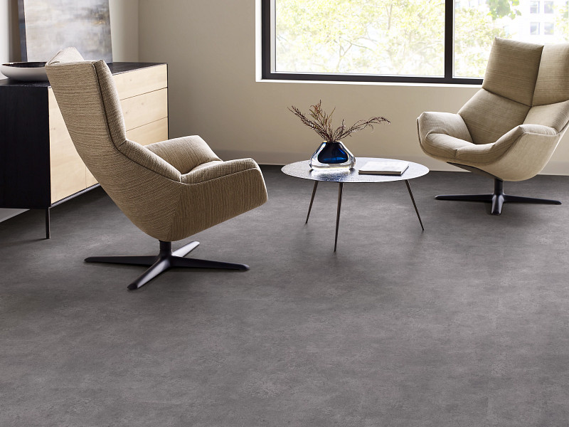 Gorge flooring in a room