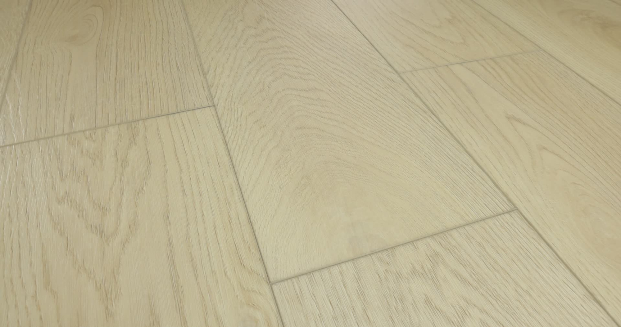 Lawson Khaki, the manufacturer's 360 video