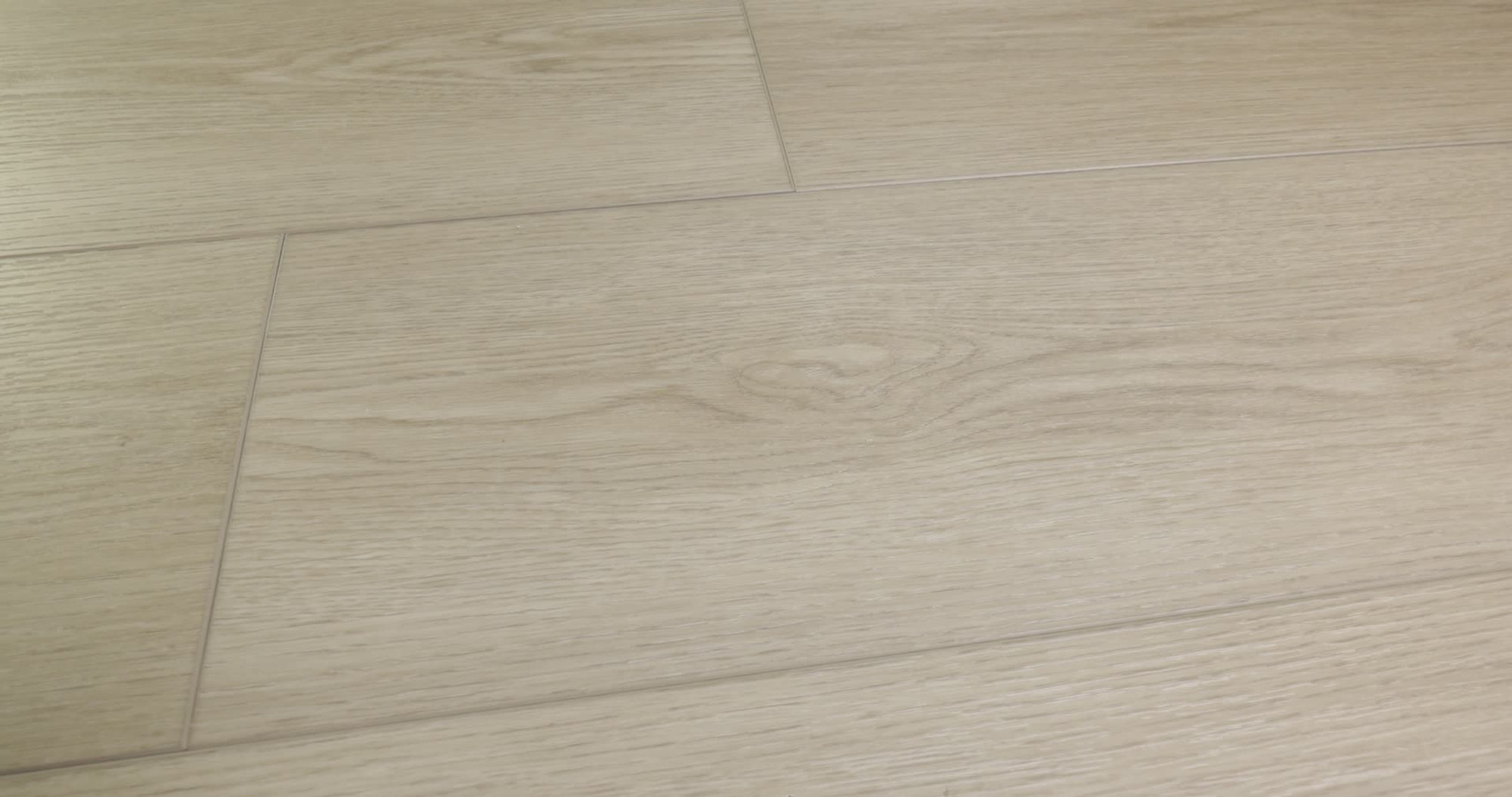Gossamer Grey, the manufacturer's 360 video