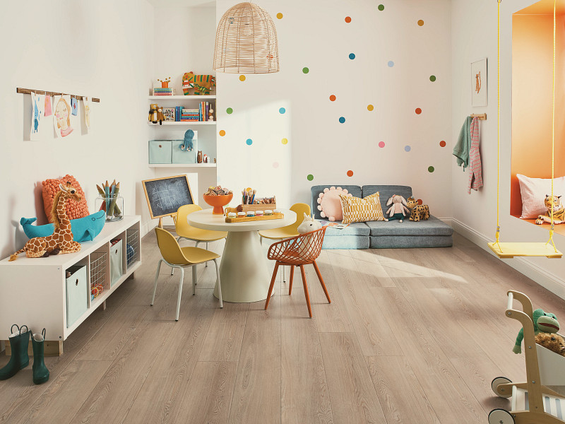 Flaxen Ash flooring in a room