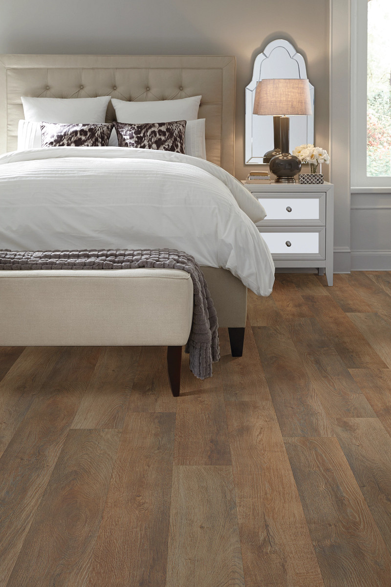 Highlight Oak flooring in a room