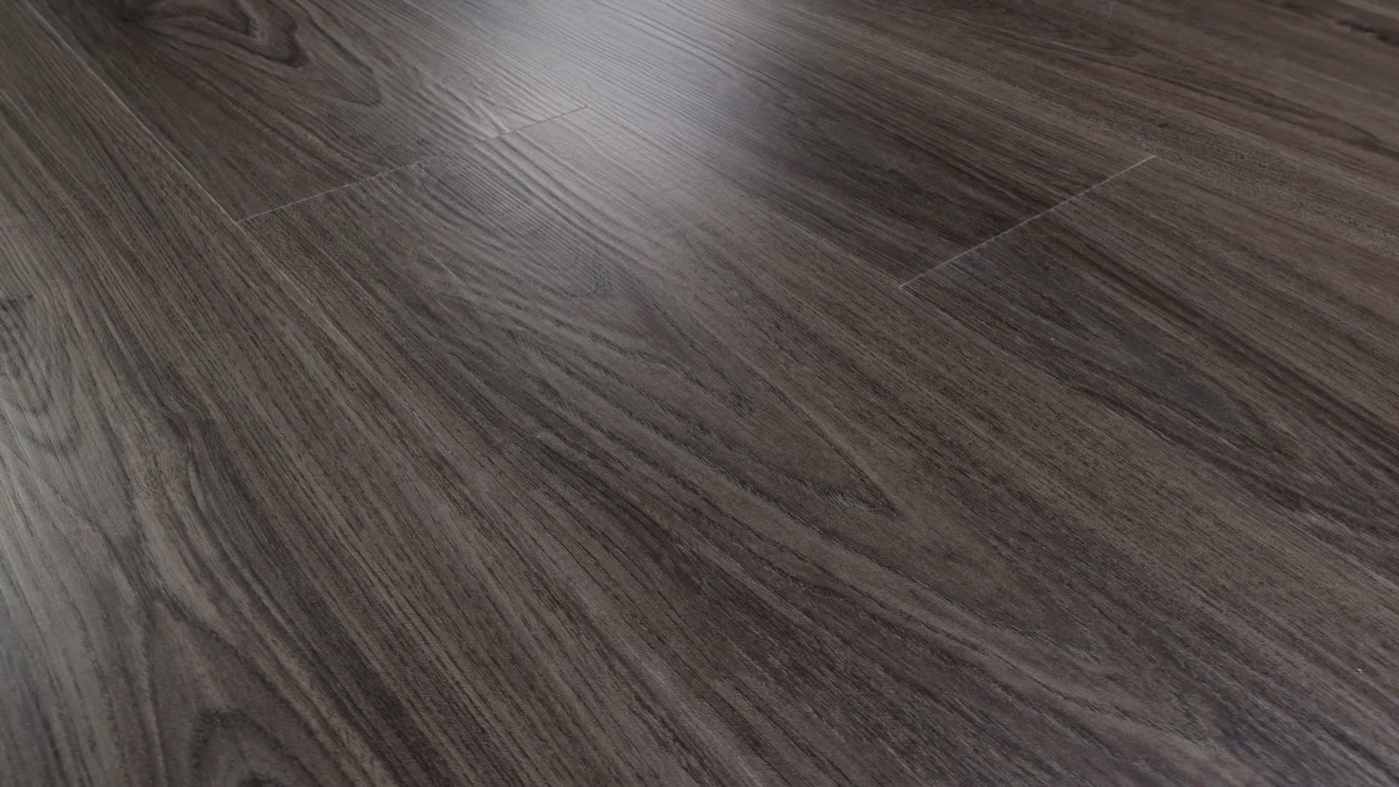 Dark Elm, the manufacturer's 360 video