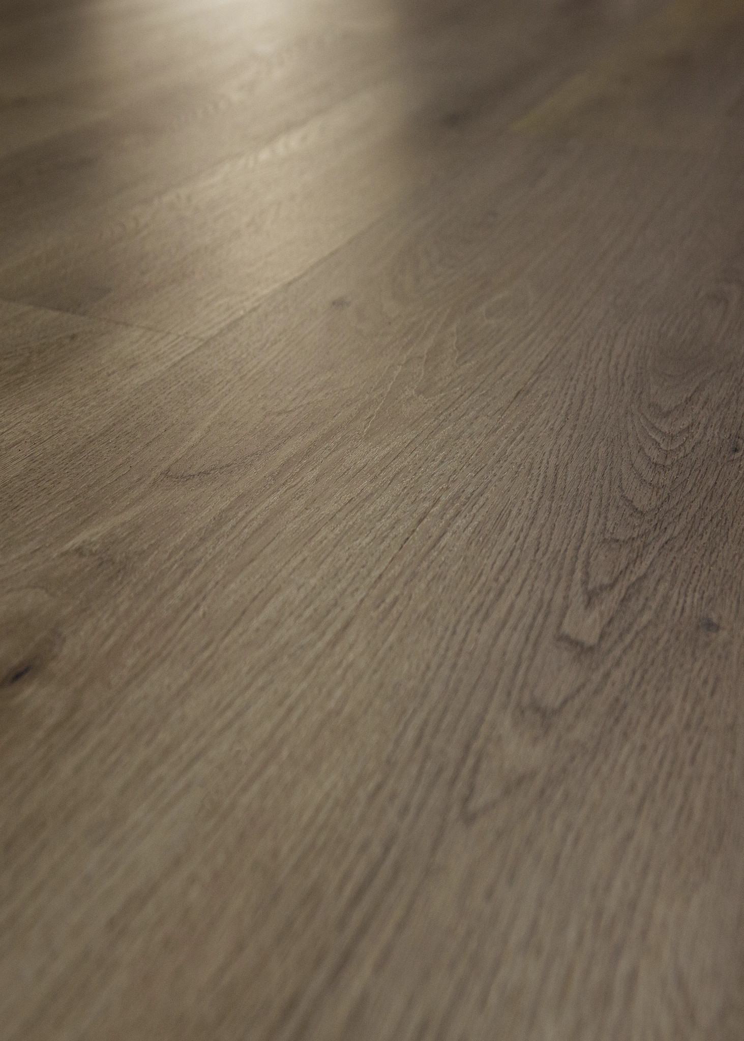 Wellstead Oak swatch