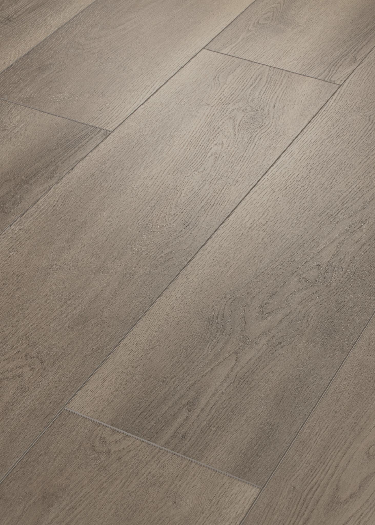Leisure Oak swatch