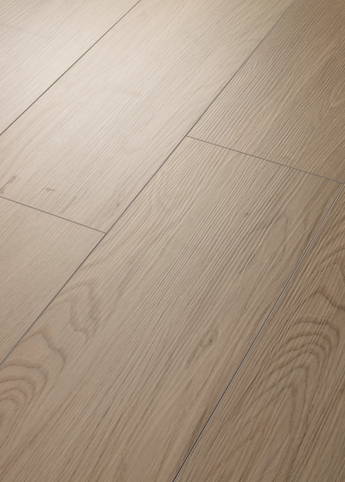 London Elm swatch