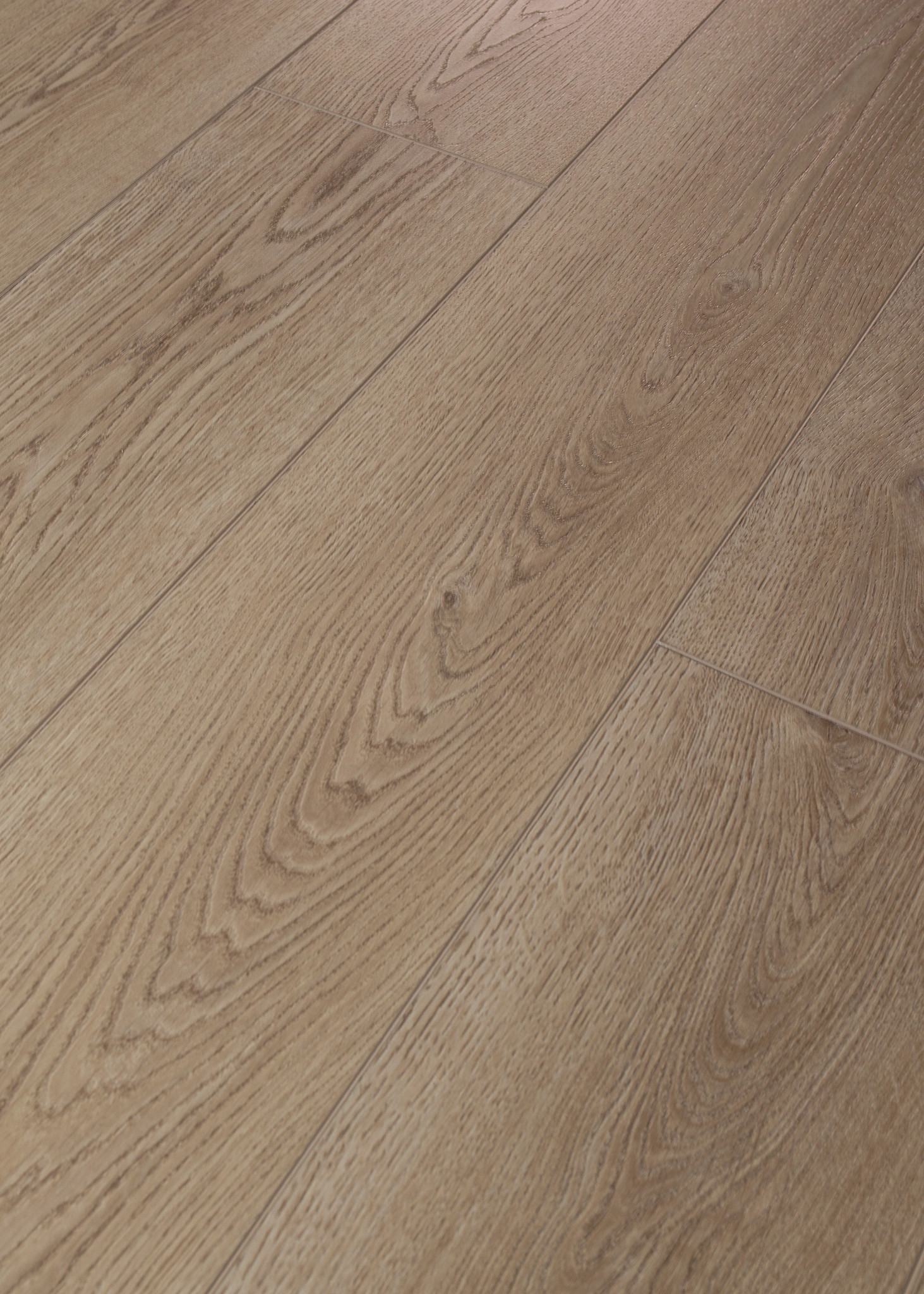 Smoky Oak swatch
