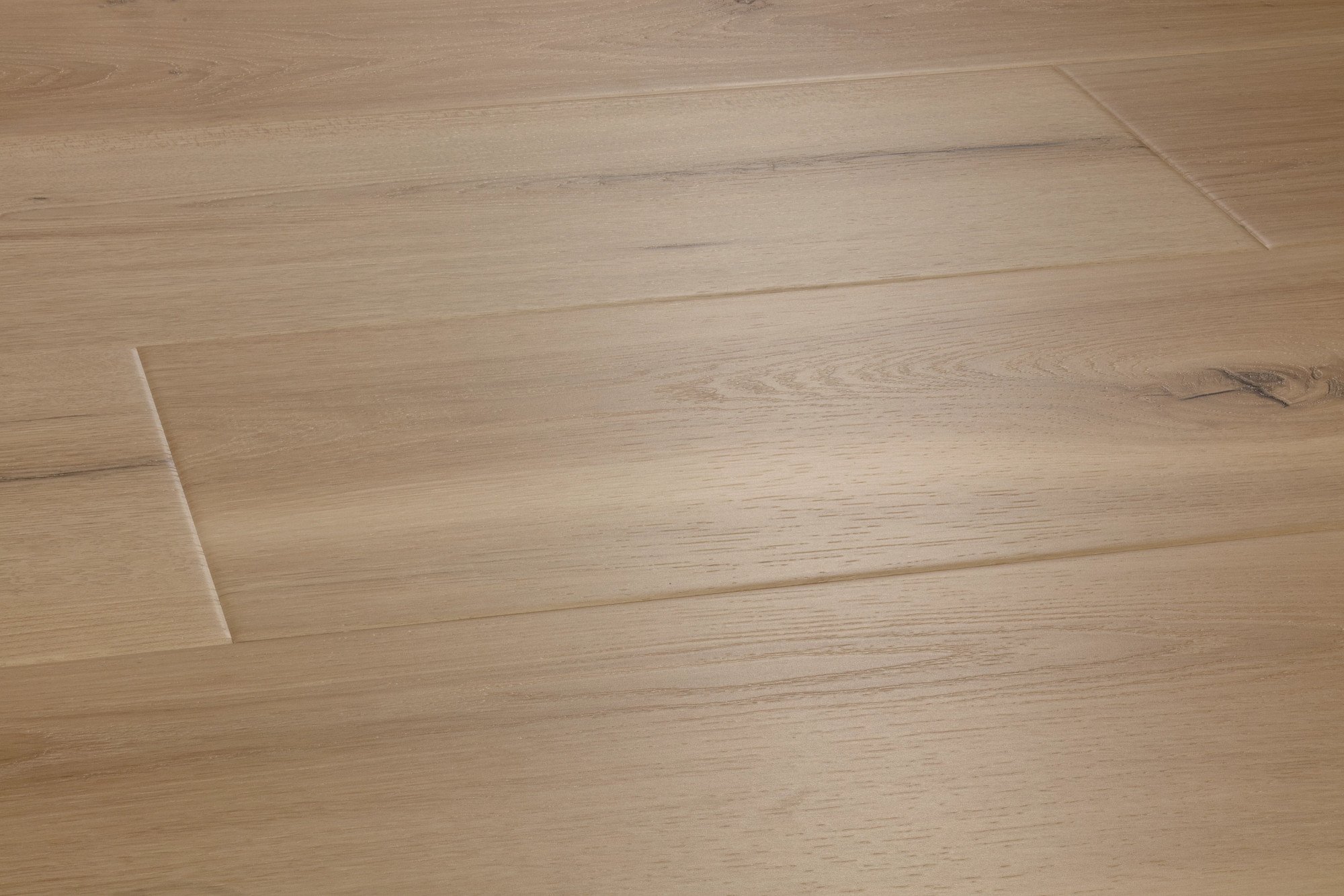 Sea Salt Oak, seen at an angle