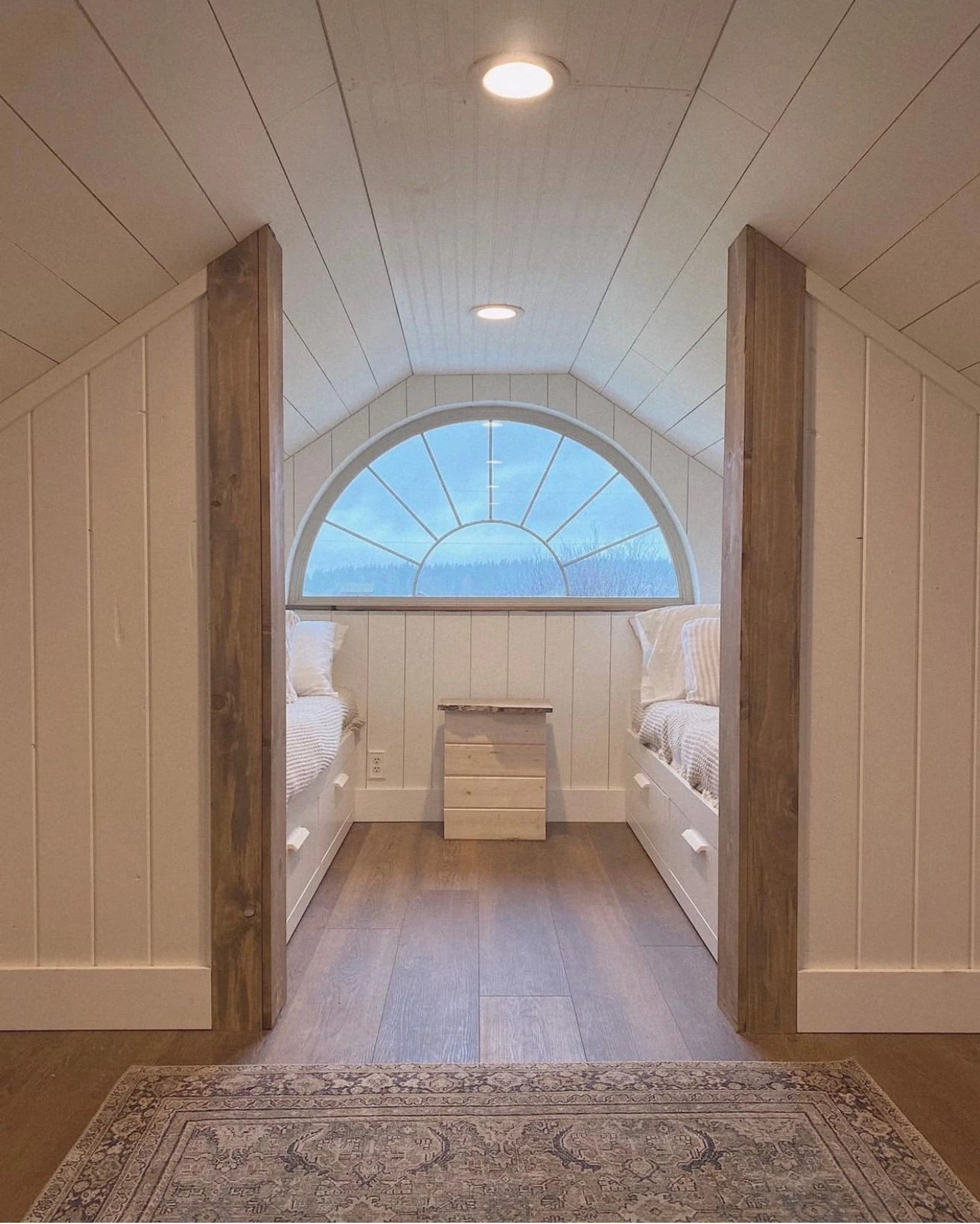 Venado Oak flooring, shown in a room